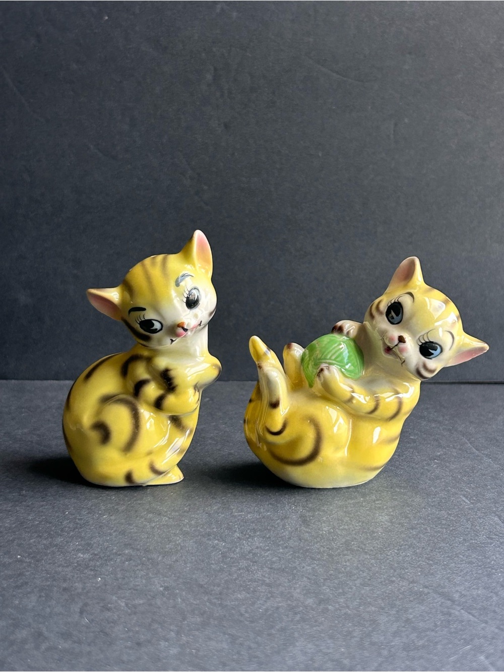 Vintage Mid Century Stripped Cat Salt and Pepper Shaker
